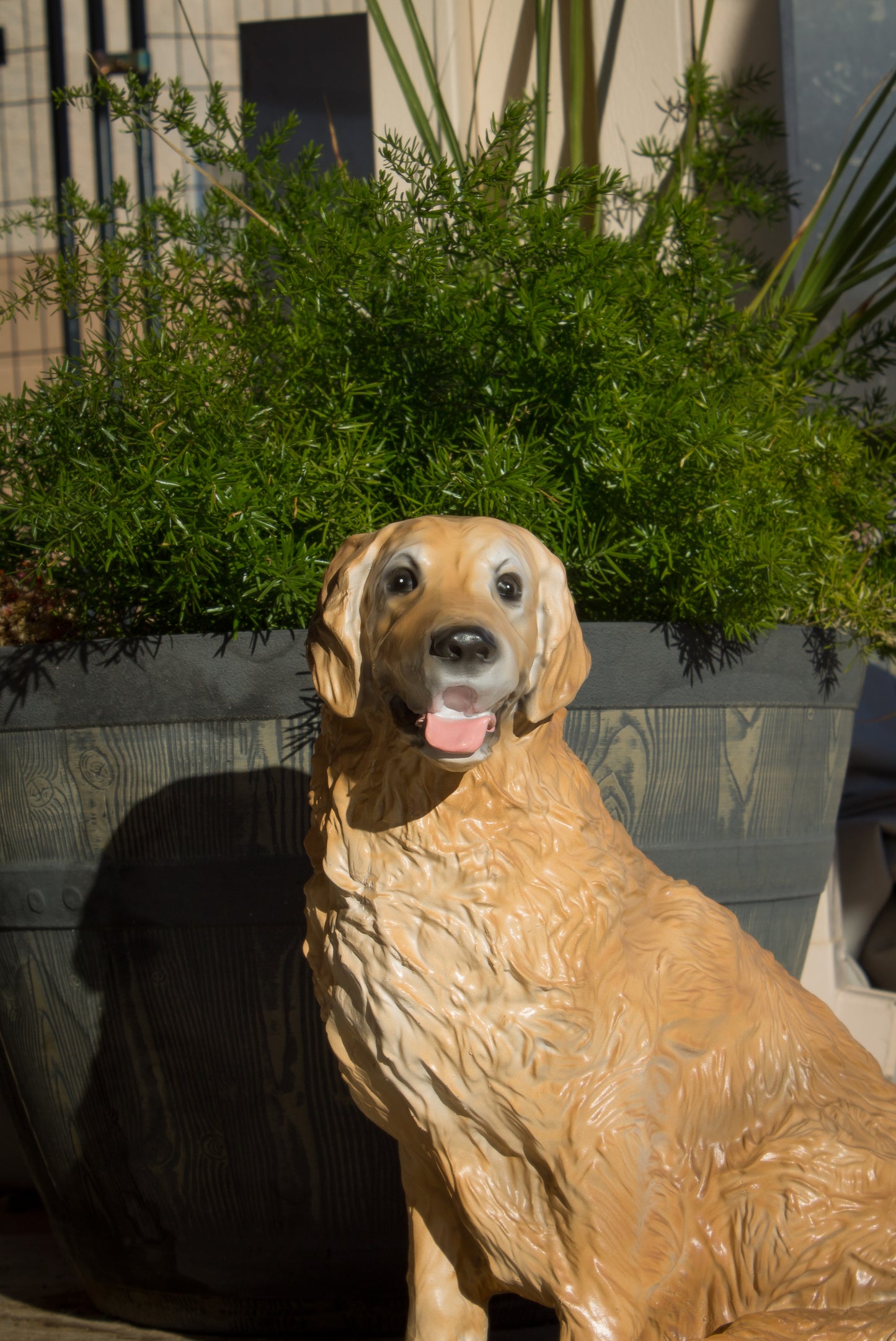 Golden Retriever Statue Urn