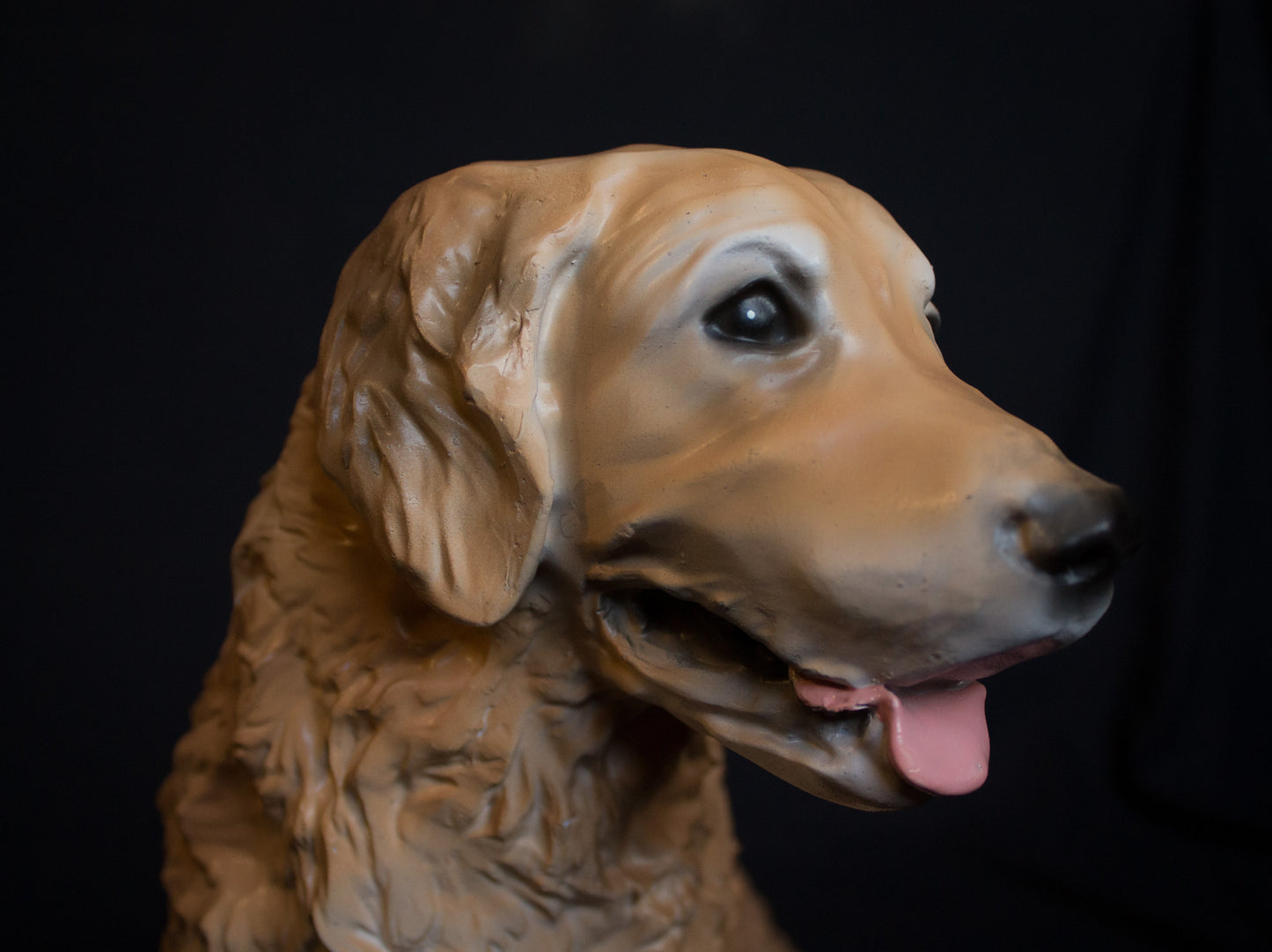 Golden Retriever Statue Urn